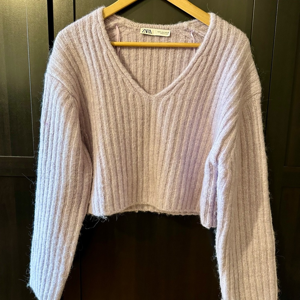ZARA Cropped Sweater – Size Small 💜 - Picture 3 of 10